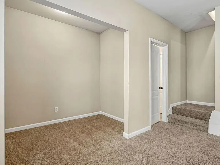 4750 Ferncrest Pl — Photo 19