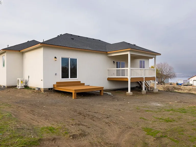 1635 Hayes St — Photo 3