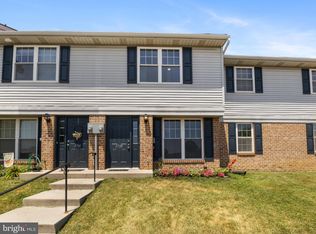 1739 Long Dr #235, York, PA 17406