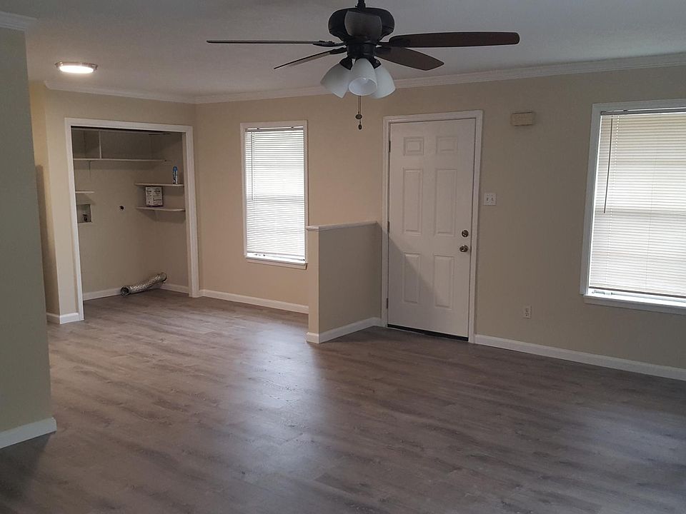 1st image of 3706 Forestwood Dr #C
