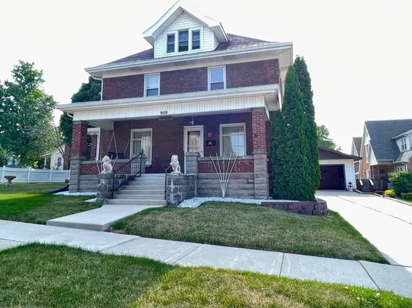 909 11th Ave, Monroe, WI 53566