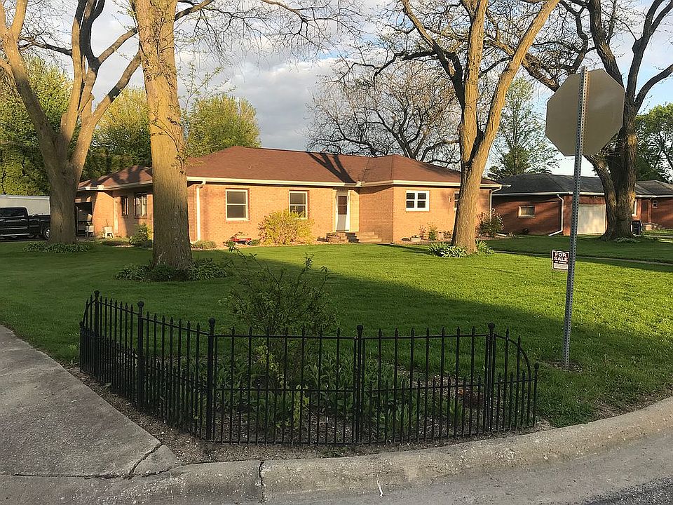 Large, corner lot