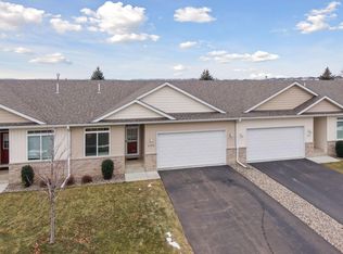 4158 Blakewood Dr, Shakopee, MN 55379