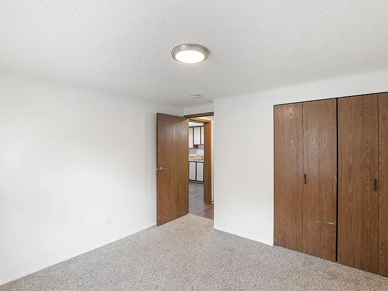 1373 Montgomery Ct — Photo 28