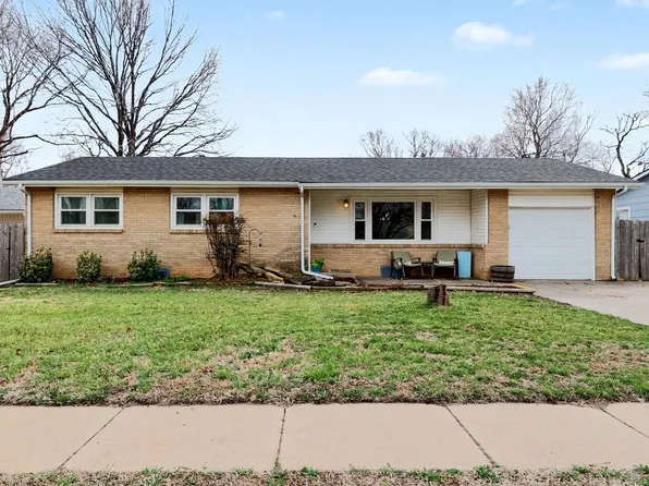 4103 W 10th St N, Wichita, KS 67212