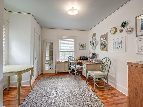 2nd image of 1220 Crescent Ave