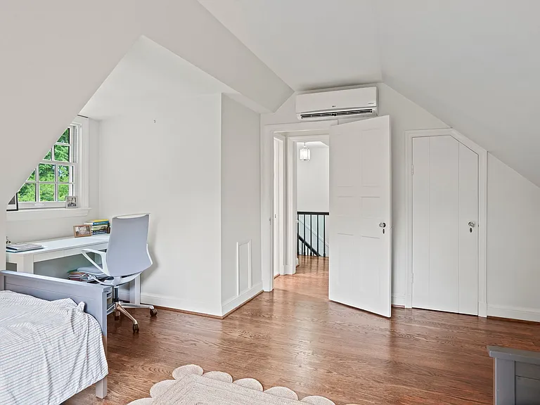 5320 Albemarle St — Photo 26