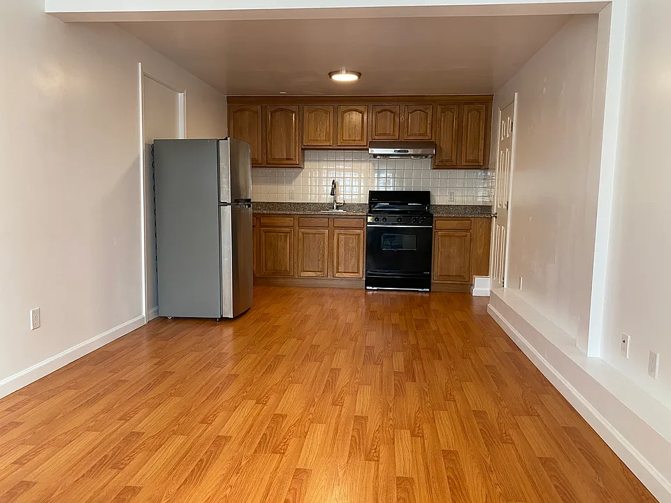 Kitchen/Dining Area/Living Room