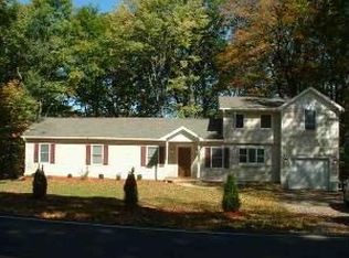649 Waite Rd, Clifton Park, NY 12065