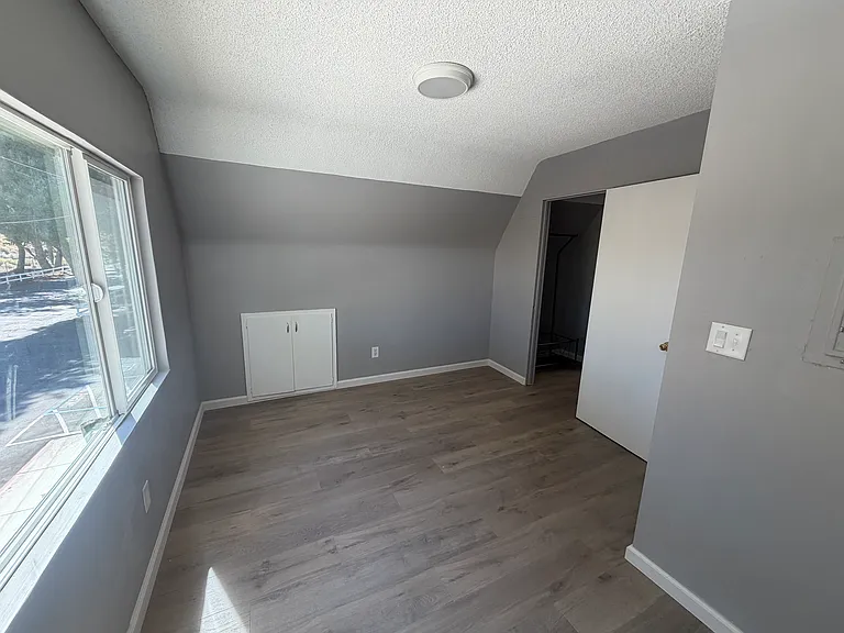 16530 Stoddard Wells Rd #A — Photo 8