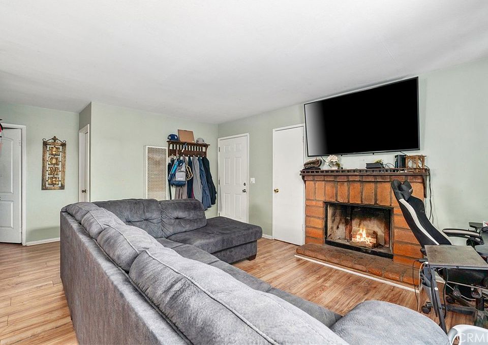 1st image of 26166 Alpine Ln