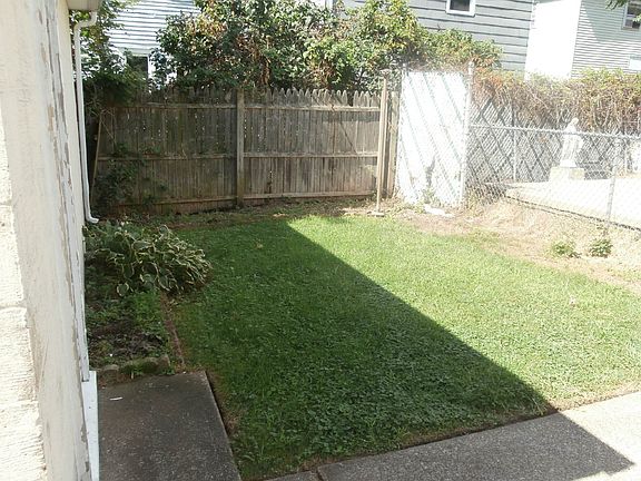 Lot is 30'x 70'