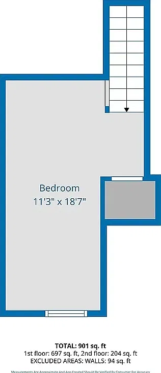 3 bed, 901 sqft, $1,300 — Photo 2