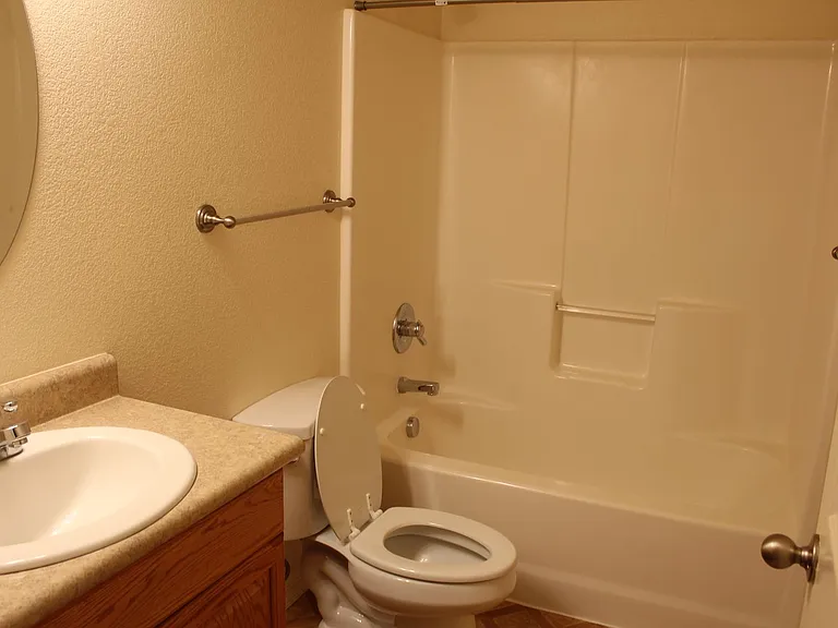 304 Willow St — Photo 31