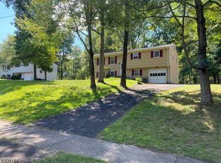 961 Papen Rd, Bridgewater, NJ 08807