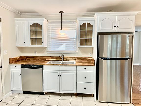 All new stainless appliances