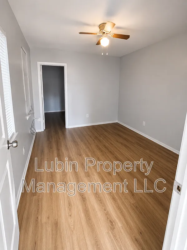 2 bed, 1.0 bath, 655 sqft, $749 — Photo 4
