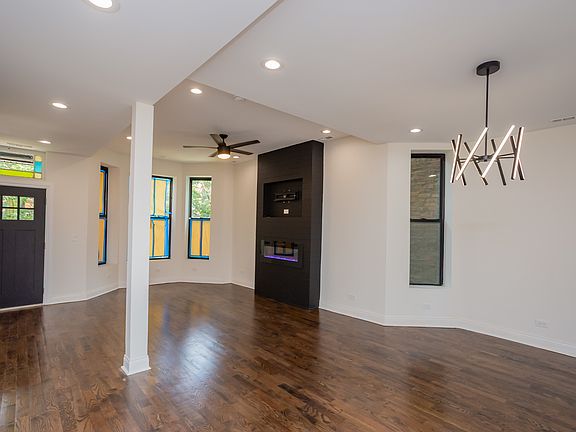 4th image of 6642 S Drexel Ave