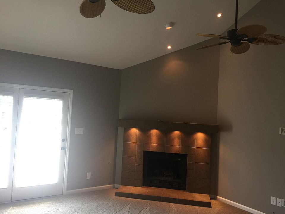 2nd image of 10440 Ravenbrook Ln