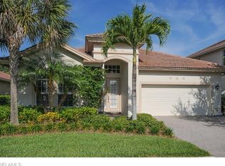 15509 Cadiz Ln, Naples, FL 34110