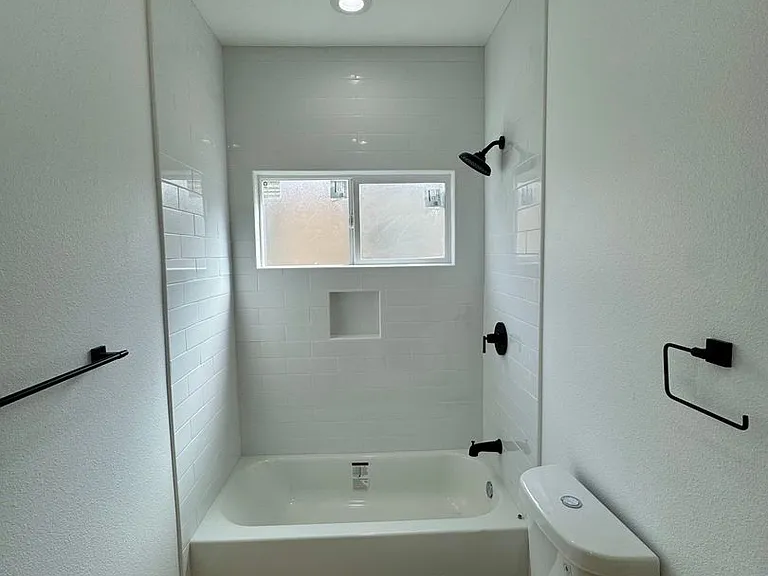 2264 San Anseline Ave #7 — Photo 4