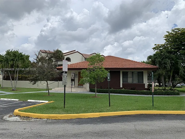 9080 SW 125th Ave #B101 — Photo 23