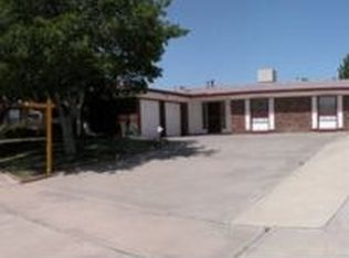 5645 Beth View Dr, El Paso, TX 79932