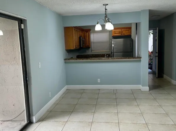 1581 Windorah Way, West Palm Beach, FL