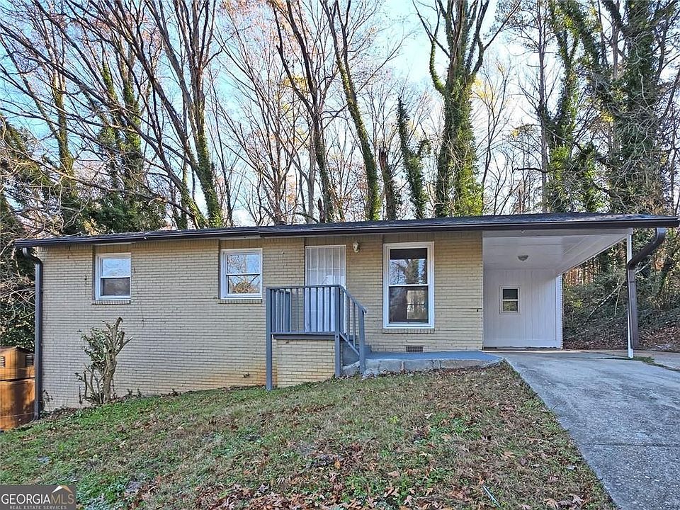 1st image of 2332 Baywood Dr SE