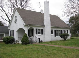 313 4th St, Clarksville, VA 23927