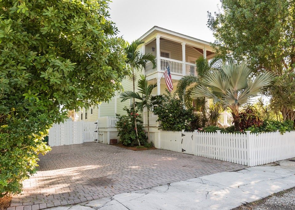 1st image of 2112 Seidenberg Ave #1616