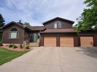 204 Eagle Hill Rd, Horicon, WI 53032