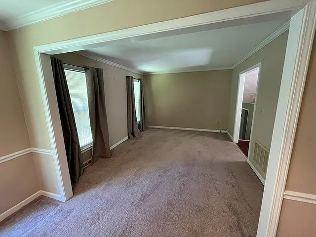 4 bed, 2.5 bath, 1800 sqft, $2,195 — Photo 4