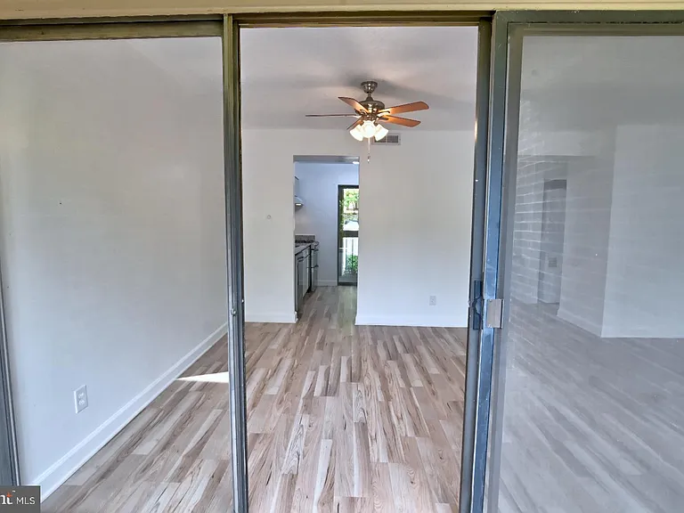 1580 Moorings Dr #11B — Photo 21