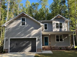 452 Moss Pink Dr, Vass, NC 28394
