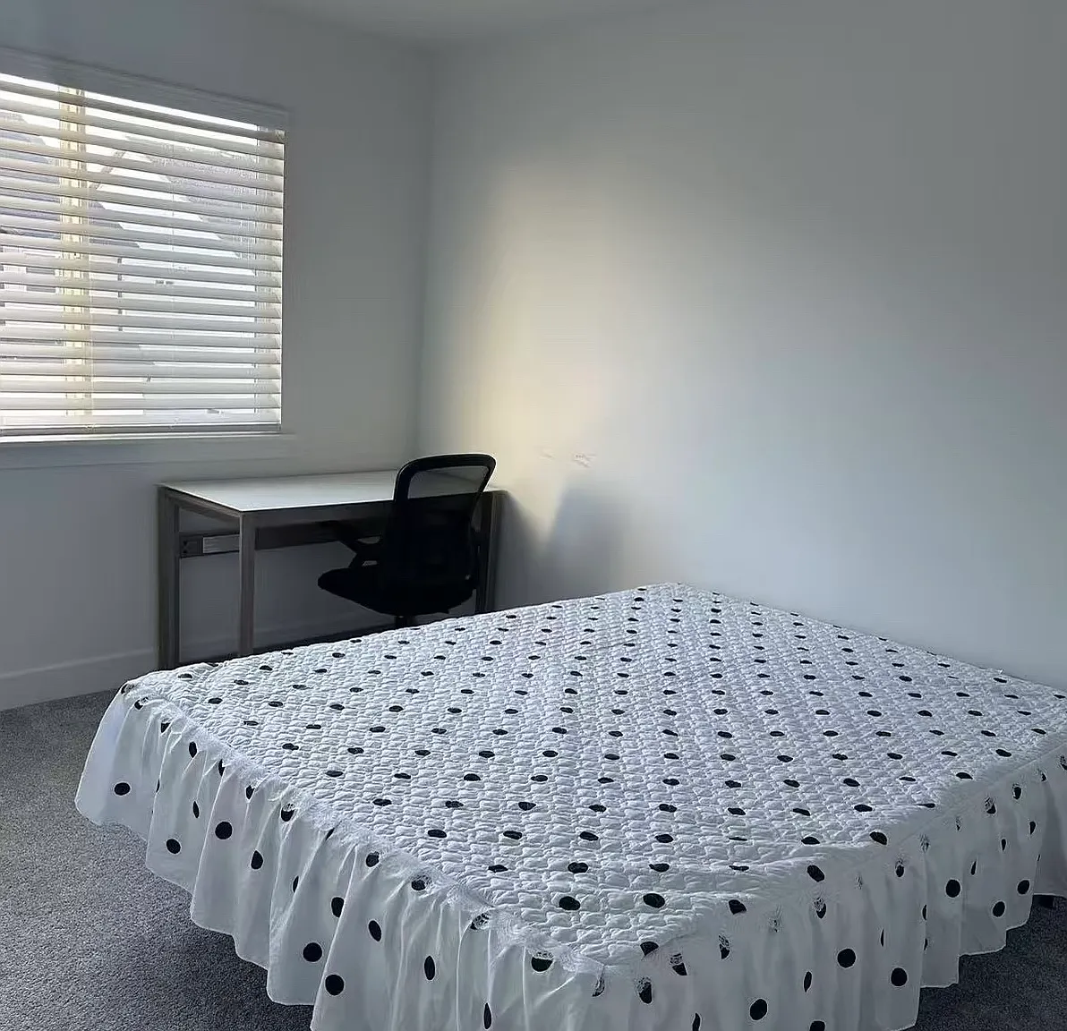 3 bed, 2.5 bath, 1706 sqft, $650 — Photo 4