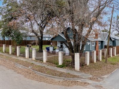 1200 E Louisiana Ave, Dallas, TX, 75216