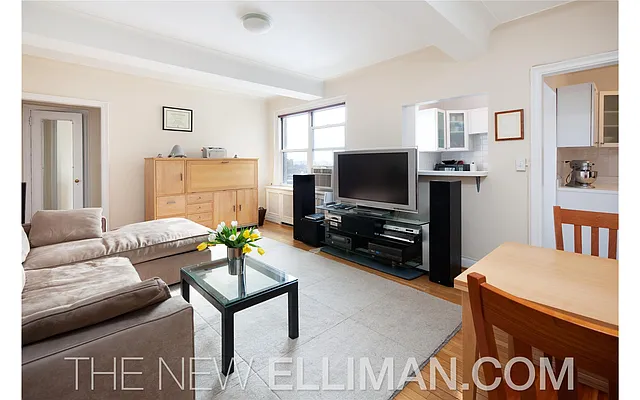 Sold by Douglas Elliman | media 16