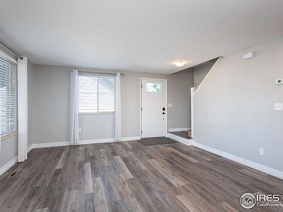 5th image of 1256 Kinnikinnick Ct