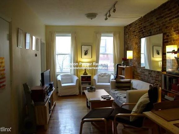 15 GARDEN St. #2 Boston - Beacon Hill Unit Photo 2