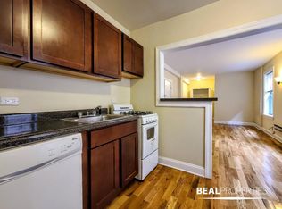 1347 N Dearborn St #701, Chicago, IL 60610