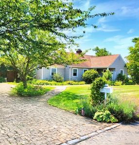 143 33rd Street, Lindenhurst, NY, 11757