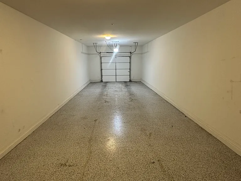 2351 E Hidalgo Ave — Photo 11