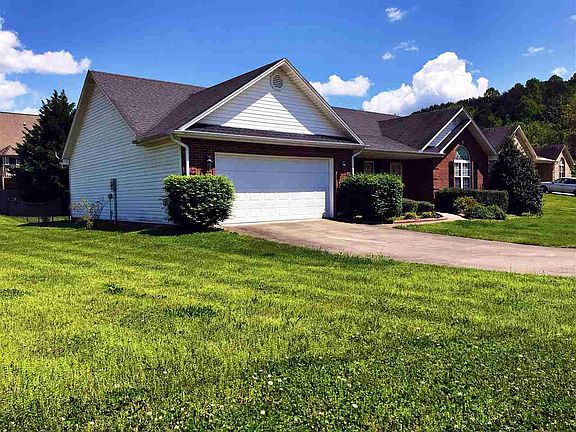 2nd image of 1476 Shady Creek Ct