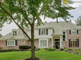 2121 W 117th St, Leawood, KS 66211