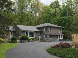 69 Arthursburg Rd, Lagrangeville, NY 12540