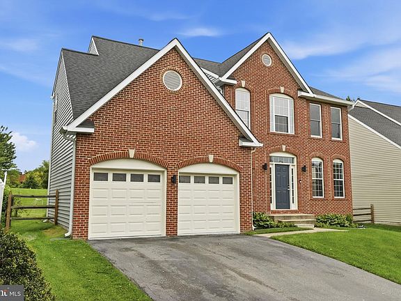 2nd image of 107 Cherrywood Dr