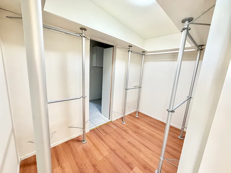 3774 La Crescenta Ave — Photo 21