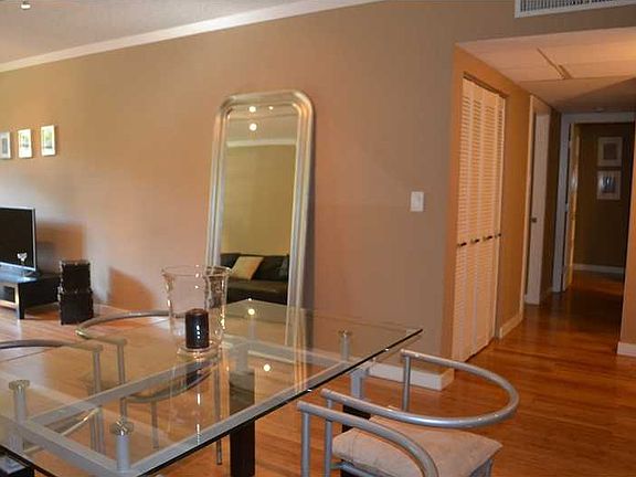 5th image of 19380 Collins Ave APT 103A