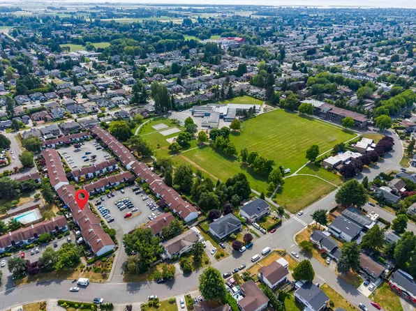 9700 Glenacres Dr #107, Richmond, BC V7A 1Y7